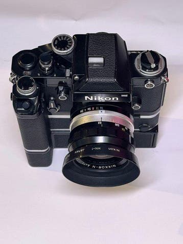 Nikon F2 + Nikkor-N 24mm F2.8 + MD-2 + MB-1 Appareil photo, TV, Hi-fi & Vidéo, Appareils photo analogiques