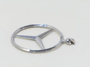 New old stock Mercedes motorkap embleem          #0001, Collections, Trains & Trams, Ophalen of Verzenden, Overige typen