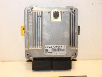 Computer Motormanagement Volkswagen Golf O132871