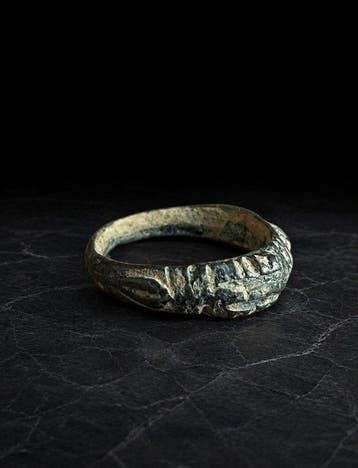 Oud-Romeins, Keizerrijk Brons Ring met ribbelige zetel, 1e, Antiek en Kunst