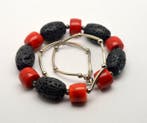 Corail - Perles de corail rouge et de lave noire - Collier, Collections, Minéraux & Fossiles