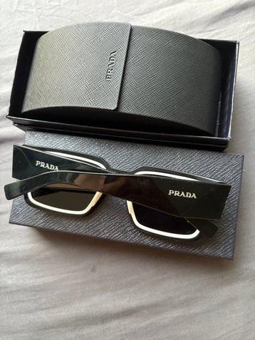 Prada - Lunettes de soleil, Nieuw