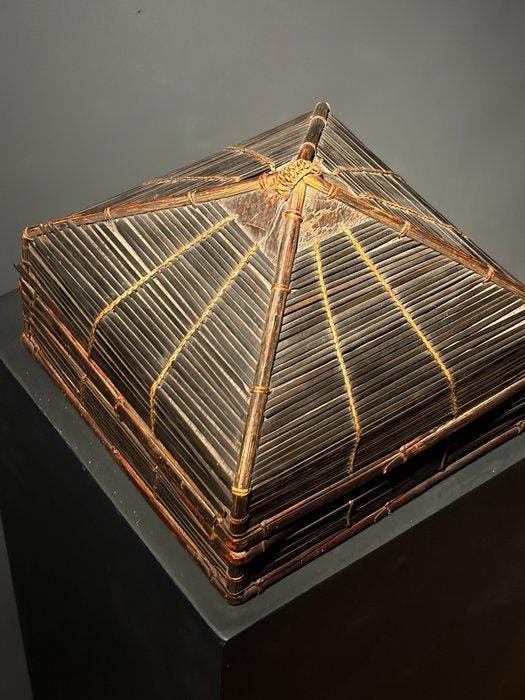 Aziatische doos (Zonder minimumprijs), Antiek en Kunst, Kunst | Niet-Westerse kunst