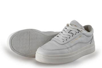 Tommy Hilfiger Sneakers in maat 37 Wit, Kleding | Dames, Verzenden, Wit, Zo goed als nieuw, Sneakers