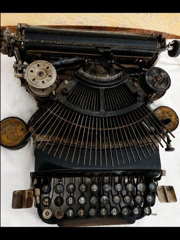 Adlerwerke. H. Kleyer AG - Adler model 7 - Typemachine met, Antiek en Kunst
