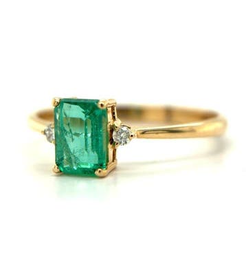 Ring - 14 karaat Geel goud - 0.68ct. tw. Smaragd - Diamant, Nieuw