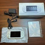 Sony - Playstation Portable (PSP) - Sony PSP-2000 Ceramic, Games en Spelcomputers, Nieuw