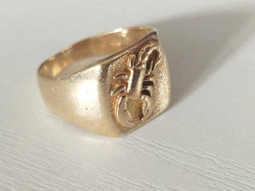 Zegelring - 18 karaat Geel goud, Handtassen en Accessoires, Antieke sieraden