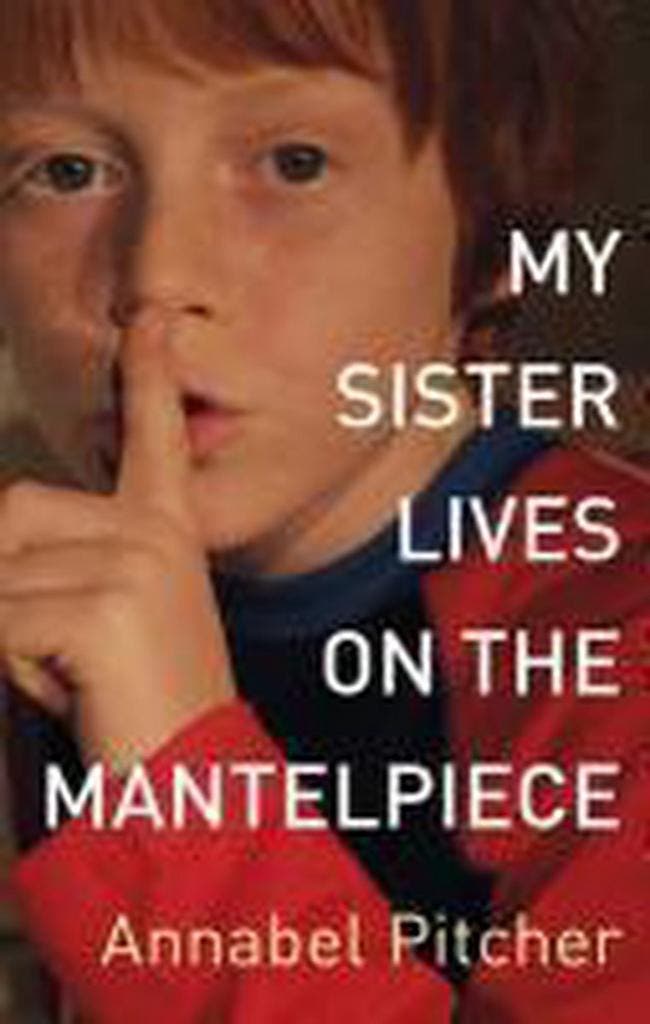 My Sister Lives on the Mantelpiece 9781444001839, Boeken, Taal | Engels, Gelezen, Verzenden