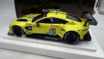 Autoart 1:18 - Voiture miniature - Aston Martin Vantage GTE