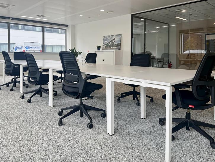 Espace de bureau pour 5 pers. à Louvain-La-Neuve, Axis Parc, Zakelijke goederen, Bedrijfs Onroerend goed