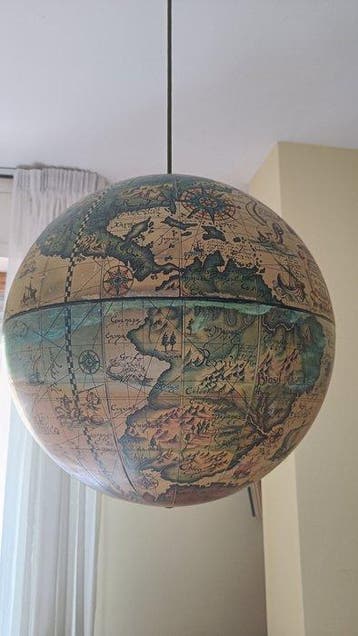 Globe - 1960-1970