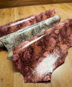 B214 - 210 x 64 cm - Tre fantastiche pelli di vitello -