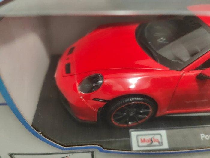 Maisto 1:18 - Model sportwagen - Porsche 911 GT3, Hobby en Vrije tijd, Modelauto's | 1:5 tot 1:12