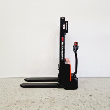 2023 EP EST122 elektrische stapelaar 1200kg 2.7m