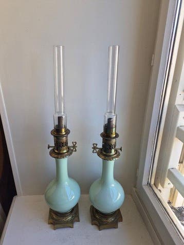 Petroleumlamp (2) - Verguld brons - celadonporselein