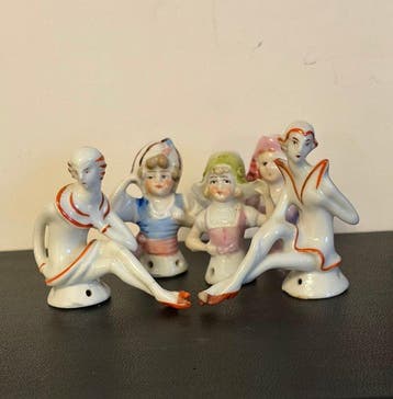 Beeldje - Bathing german half dolls (5) - Porselein