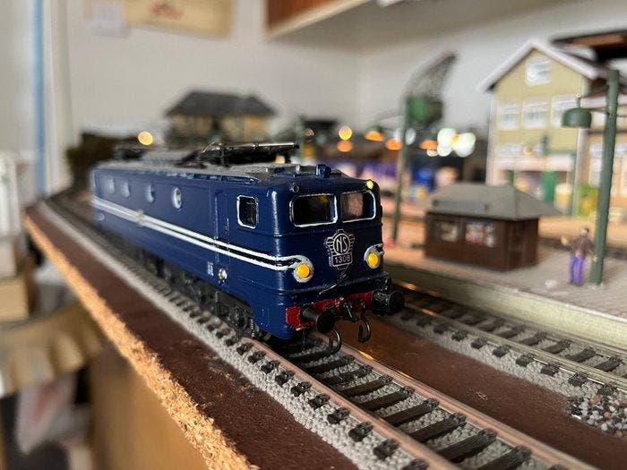 Lima H0 - Treinset (5) - Serie 1300 loc en vier Plan E, Hobby en Vrije tijd, Modeltreinen | H0