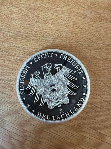 Allemagne. Silver medal Grimms Märchen - der Wolf und die 7
