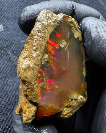148ct Kristal Opaal Ruw- 29.6 g