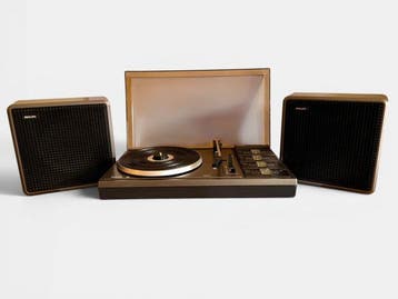 Philips - Stereo 400 with Matching Speakers (1970)