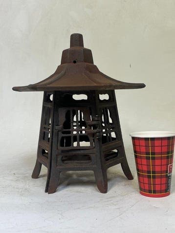 Lanterne (2) - Fonte - lanternes de pagodes japonaises