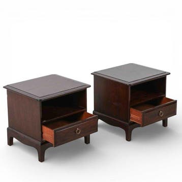 Stag - Table de chevet (2) - Acajou