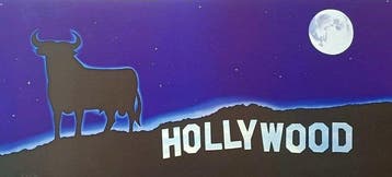 Antonio de Felipe (after) - Toro de Osborne en Hollywood -