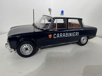CARABINIERI 1:8 - Model sportwagen - Alfa Romeo Giulia Super, Hobby en Vrije tijd, Nieuw