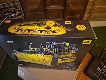 Lego Set - 42131 - Technic - CAT D11, Nieuw