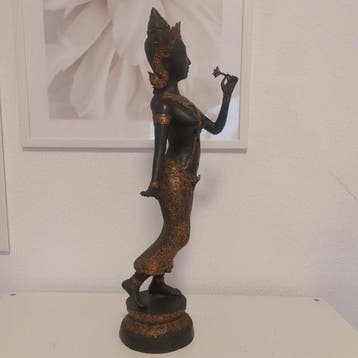 Grande danseuse de temple en bronze – Thaïlande – 56 cm –