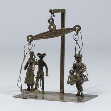 Beeldje - Heksenwaag - Zilver
