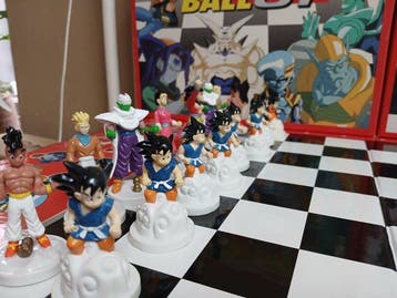 Bordspel - Dragon Ball GT complete chess set and binder mint