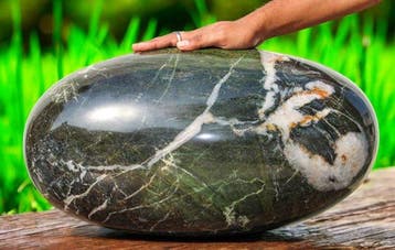 KAMR GEM | Kolossaal 88 kg Natuurlijke Braziliaanse