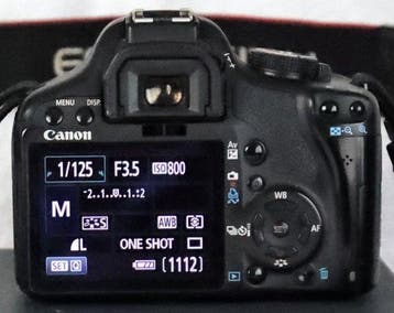 Canon EOS 500D met EF-S 18-55mm 1:3.5-5.6 IS en overige