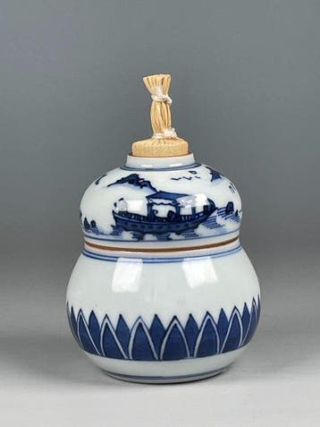 Heian Jogaku - Container - blauw en wit landschappatroon -