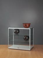 *TIP*  Luxe vitrinekast aluminium 100 cm met chromen hoekst, Ophalen of Verzenden