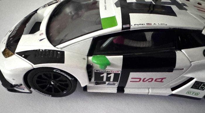 Carrera 1:32 - Modelauto - Lamborghini Huracán Magnus, Hobby & Loisirs créatifs, Voitures miniatures | 1:5 à 1:12