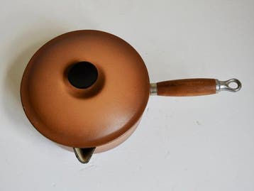 Le Creuset - Pan - gietijzer - steelpan met deksel