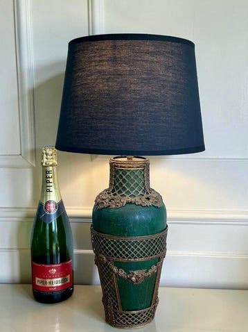 Tafellamp - Een elegante en zeer decoratieve tafellamp -