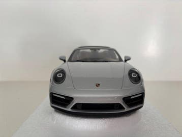 Minichamps 1:18 - Model coupé - Porsche 911 (992) Targa 4, Nieuw