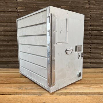 Driessen Aviation - TUI Group - Container - Thomason Fly