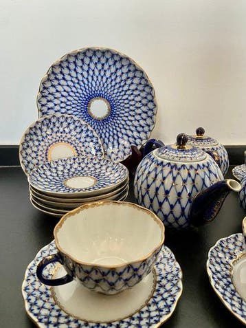 Lomonosov Imperial Porcelain Factory - Service à thé (22) -