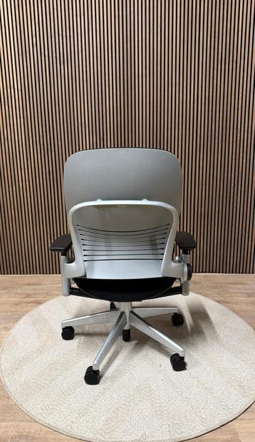 Refurbished Steelcase Leap V2 Platinum, Huis en Inrichting, Bureaustoelen, Verzenden, Zwart, Zo goed als nieuw, Bureaustoel