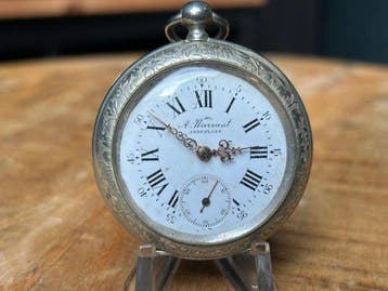 A. Warrant - Cortebert key-winding - 176 - 1900-1949