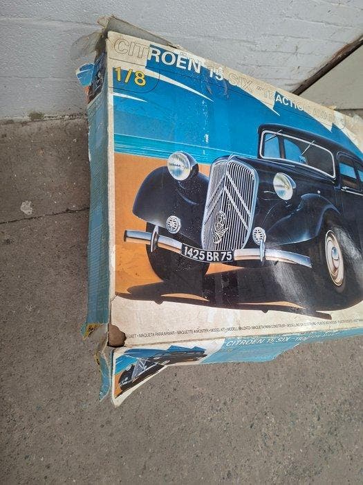 Heller - Maquette - Maquette Citroën 15-Six Traction Avant, Hobby en Vrije tijd, Modelauto's | 1:5 tot 1:12