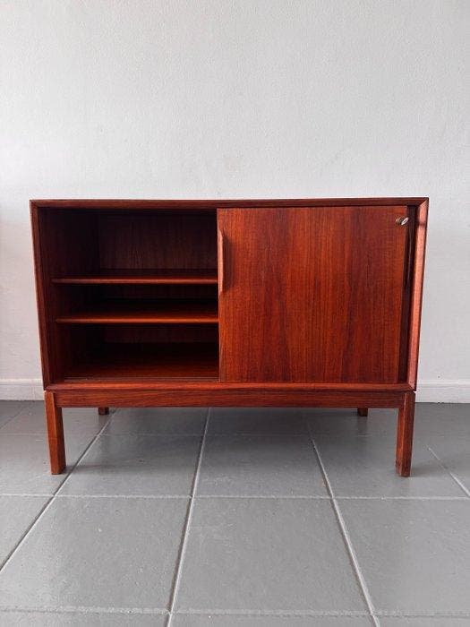 Hundevad & Co. - Carlo Jensen - Credenza - H34 - Teak -, Antiek en Kunst, Antiek | Meubels | Stoelen en Sofa's