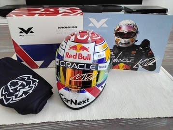 schubert 1:2 - Model raceauto - Max Verstappen Helmet Dutch, Nieuw