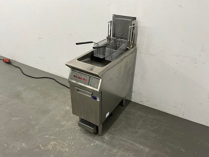 Electrolux Elektrische HR Friteuse met Liftsysteem - 2 Stuk, Articles professionnels, Horeca | Équipement de cuisine, Enlèvement ou Envoi
