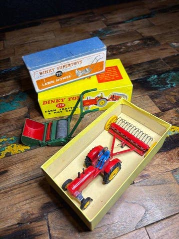 Dinky Toys 1:43 - Modelauto (3) - Dinky Toys 310